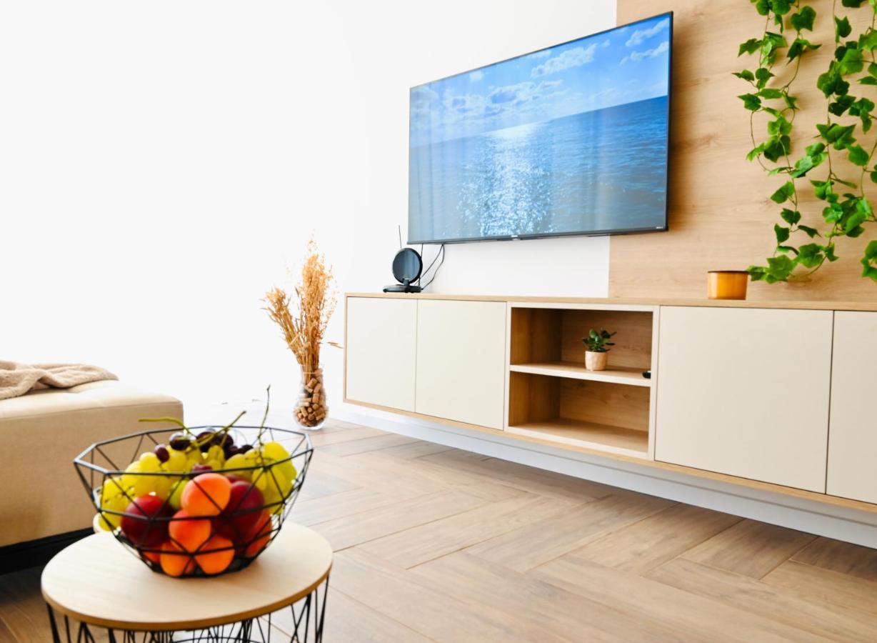 Adorable Holiday Apartment Malinska Kültér fotó