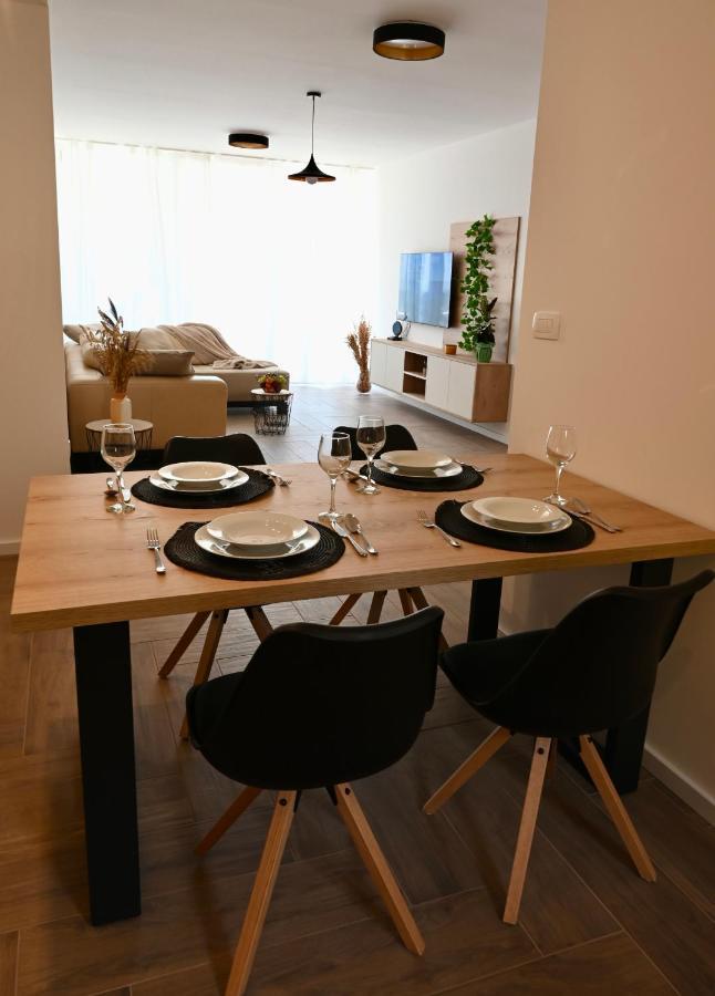 Adorable Holiday Apartment Malinska Kültér fotó