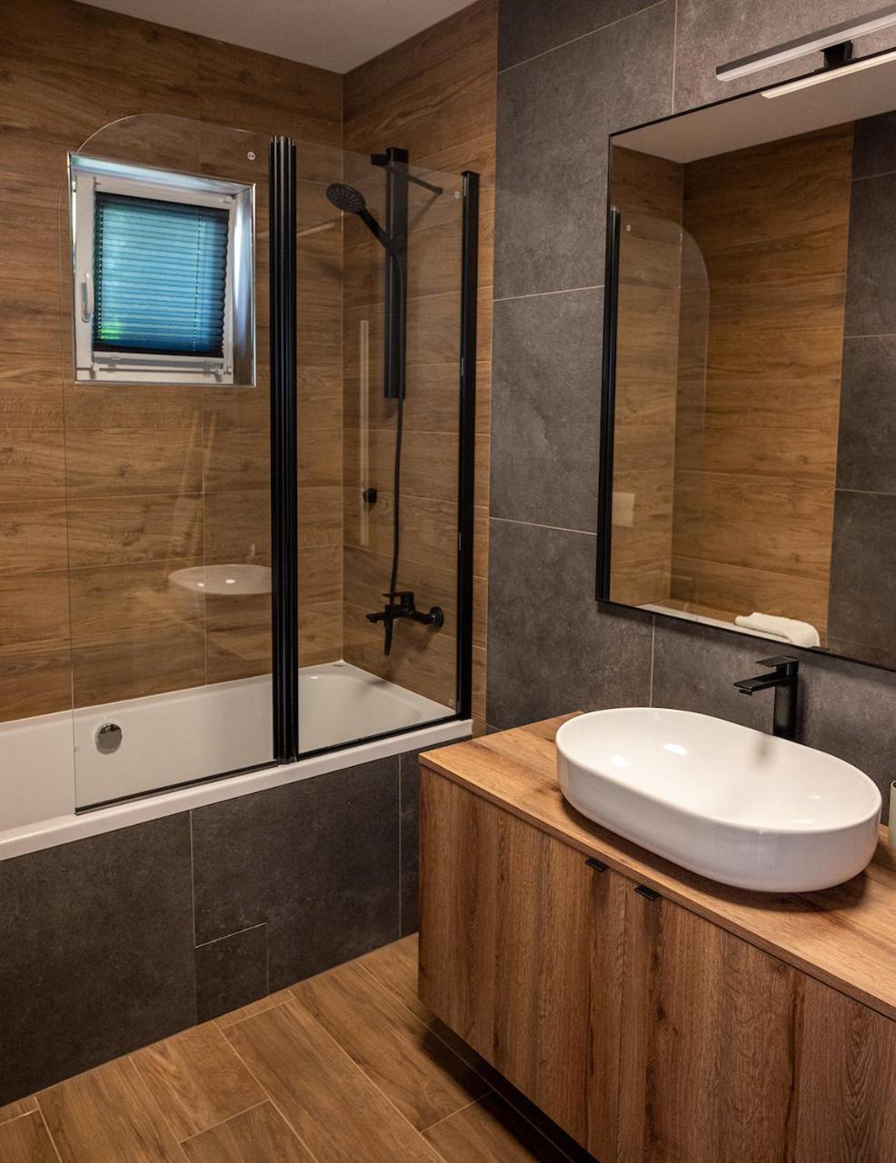Adorable Holiday Apartment Malinska Kültér fotó